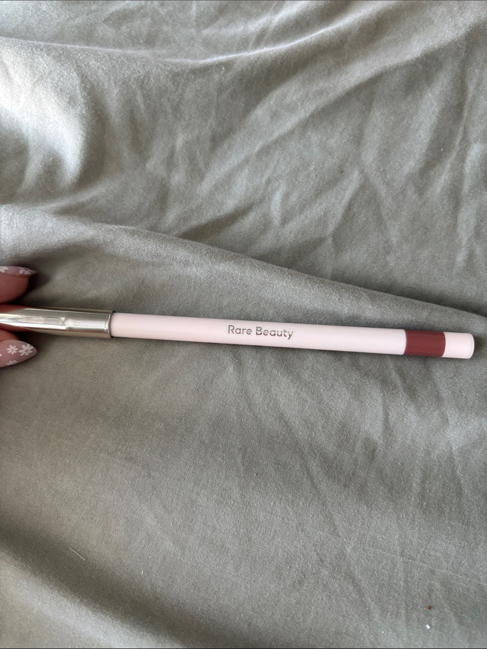 New- rare beauty matte lip liner